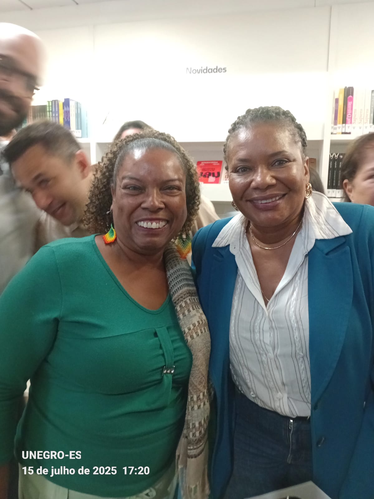 Presidenta da UNEGRO-ES e Coordenadora do PNCC-ES participa da inauguração da Biblioteca do Transcol ao lado da Ministra Margareth Menezes